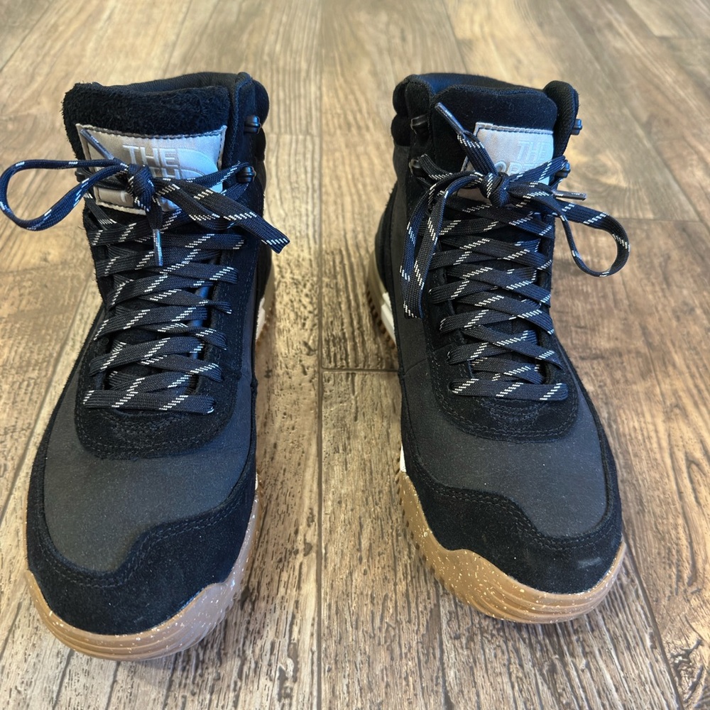 North Face back to Berkeley waterproof boots